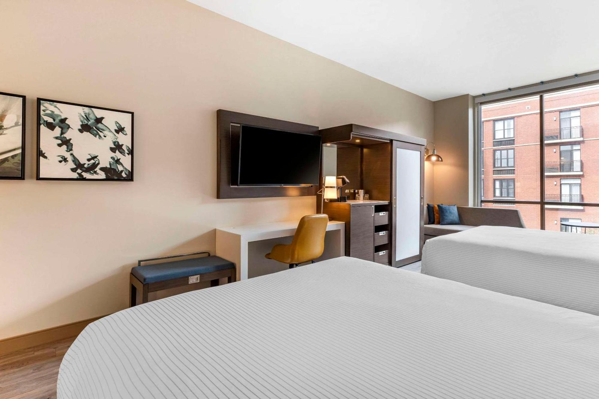 Cambria Hotel Savannah Downtown Historic District Extérieur photo